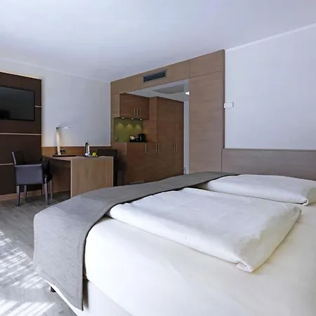 Lindner Airport Hotel