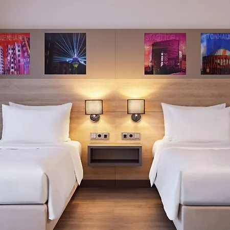 Szálloda Lindner Airport, Part Of Jdv By Hyatt Düsseldorf