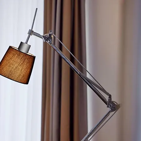 Szálloda Lindner Airport, Part Of Jdv By Hyatt Düsseldorf