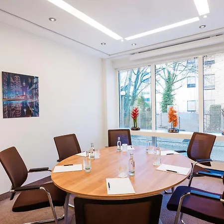 Lindner Airport, Part Of Jdv By Hyatt Düsseldorf