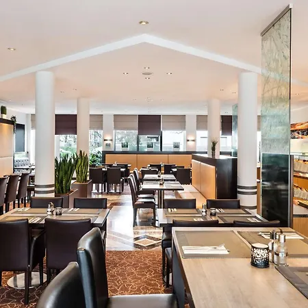 Lindner Airport, Part Of Jdv By Hyatt Szálloda Düsseldorf