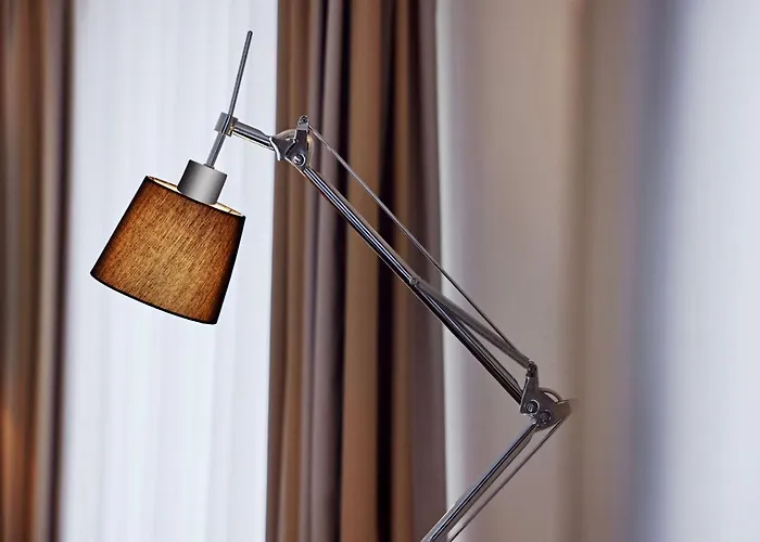 Szálloda Lindner Airport, Part Of Jdv By Hyatt Düsseldorf