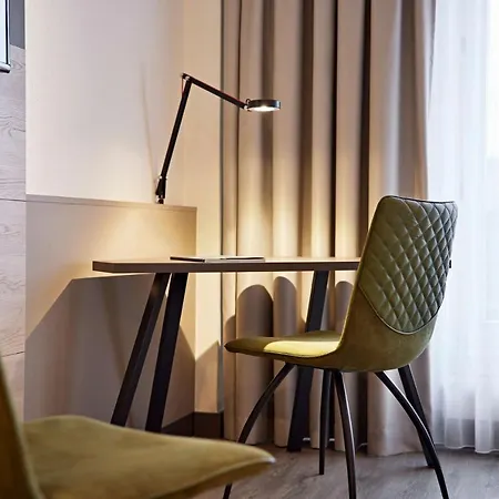Hotel Lindner Airport, Part Of Jdv By Hyatt 4*