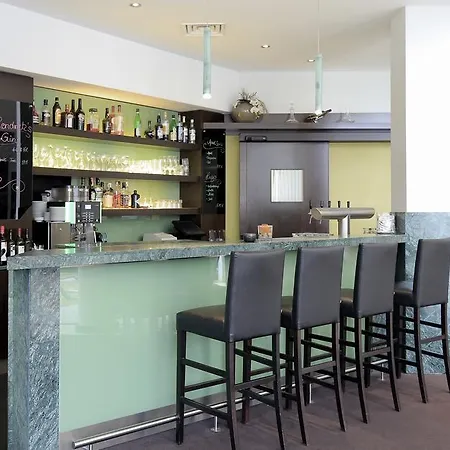 Hotel Lindner Airport, Part Of Jdv By Hyatt 4*