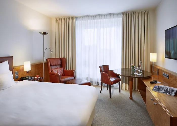 호텔 Lindner Airport, Part Of Jdv By Hyatt 4*